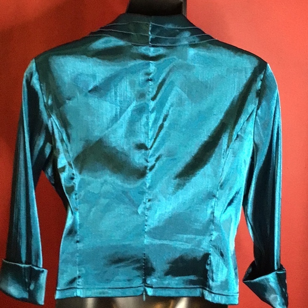 CACHET SATIN  WRAP TOP SIZE 16 - Picture 4 of 5